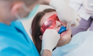 Child receiving fluoride treatment