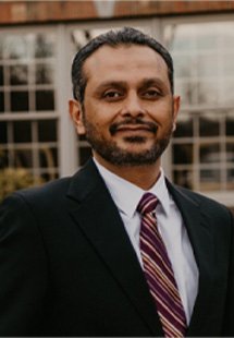 Headshot of Dr. Ejaz Lakhani