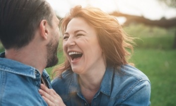 Woman with healthy smile